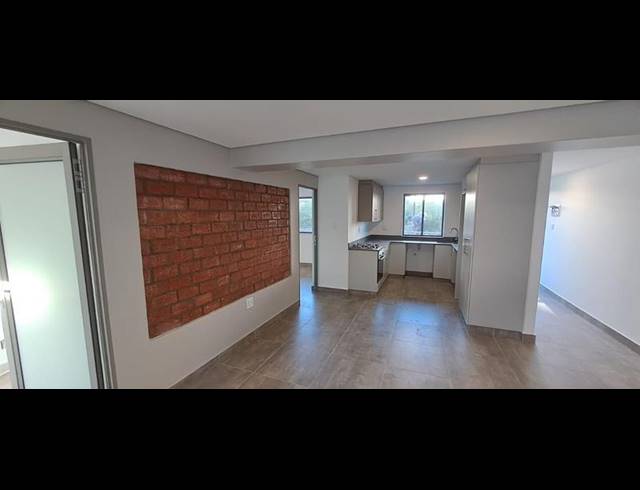 2 BEDROOM APARTMENT FOR SALE IN ISLAND VIEW